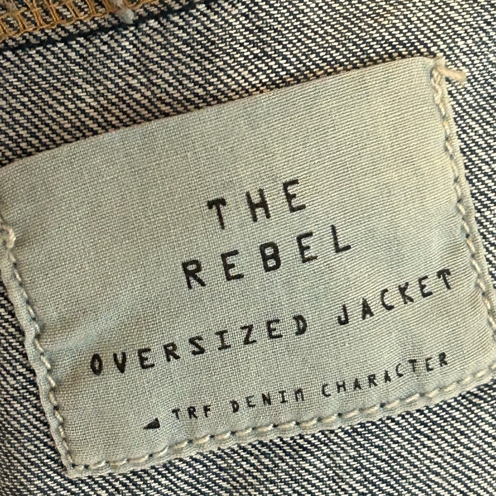 Zara The Trafaluc Oversized Distressed Denim Long Sleeve Jacket for Women - Picture 10 of 16